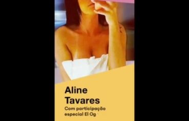 Aline travesti chupa com vontade o pau do tarado