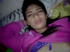 Namoradinha ninfeta exibe safadeza em vídeo caseiro quente