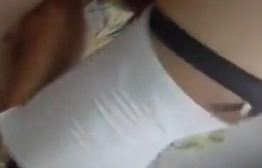 Amadora Safada Quica na Vara do Namorado Sem Tirar a Calcinha – Vídeo Caseiro SP