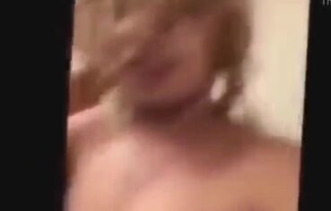 Lil Pump Libera Vídeos Quentes Comendo Fãs Safadas em Cenas Caseiras