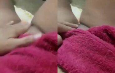 Moreninha Safada Grava Vídeo Picante Pra Aquecer O Peguete