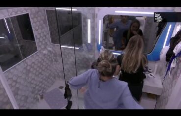 Amanda Meirelles Exibe Seus Peitos Sensuais No BBB23