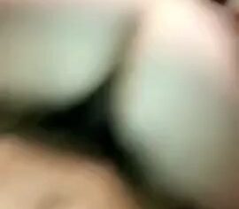 Camila ruiva cavalgando forte de costas até gozar gostoso no cliente