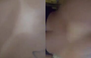 Aniaty Barboza de quatro gemendo alto enquanto é enrabada com força