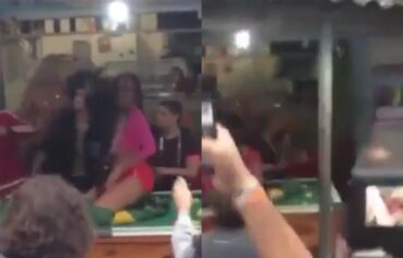 Anitta rebolando nua no morro do Vidigal com gostosas ao redor