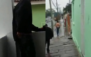 Dois gays bêbados fodendo no quintal da vizinhança e quase levando bronca