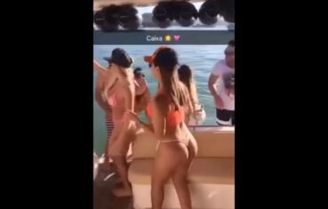Festinha de luxo com gostosas rebolando nuas no iate