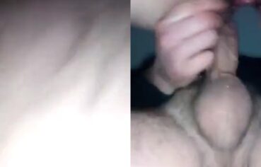 Marido tarado usando capa peniana arrebenta a buceta da esposa gostosa