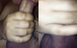 Moreninha de boquinha de veludo chupando com vontade e passando a língua na cabeça do pau enquanto o sortudo grava