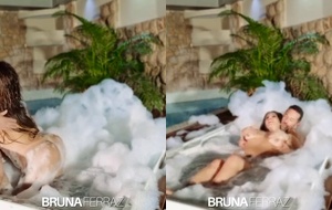 Bruna Ferraz lambendo e chupando com vontade na banheira até gozar