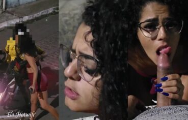 Moreninha safada dando pra motoboy no meio da rua e gemendo alto