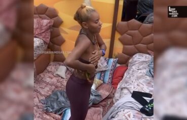 Aline Wirley mostrando os peitos gostosos ao trocar de roupa