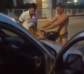 Amanda fogosa dando para três homens na rua de Caputira