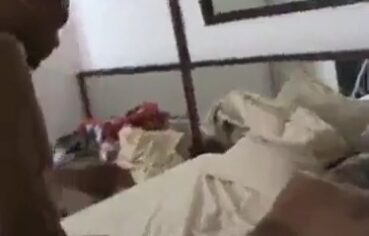 Casada Piranha Libera a Xota Pro Amante Dotado Sem Camisinha