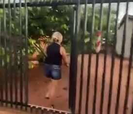 Esposa flagrou e filmou o marido fodendo com outra