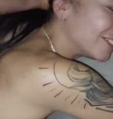 Funcionária safada levada pra casa e socada forte no cuzinho até gemer