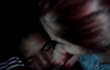 Negão dotado comendo a safada enquanto gay lambe seu saco com vontade