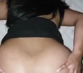 Raiane Moreninha Empina a Raba e Abre a Bundinha Pra Foder Gostoso