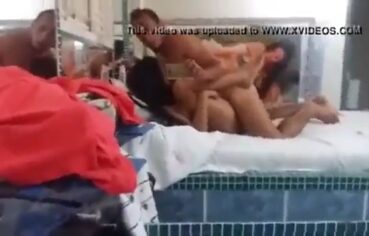 Karen puta de Barueri levando rola grossa no motel e gemendo alto