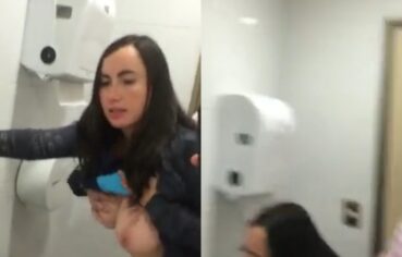 Hannah interna da medicina sendo comida de quatro no banheiro pelo cirurgião