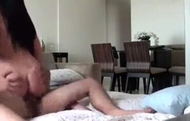Esposas fogosas dando o rabo até gozar gostoso